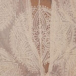Sheer White Lingerie / Robe / Sleepwear. M. Intricate Pattern. Delicate Material